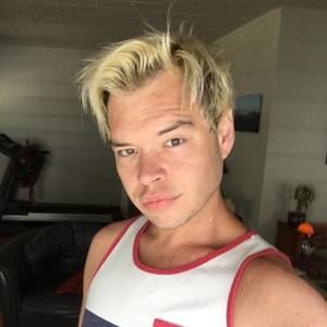 Meet your Posher, Robby michael